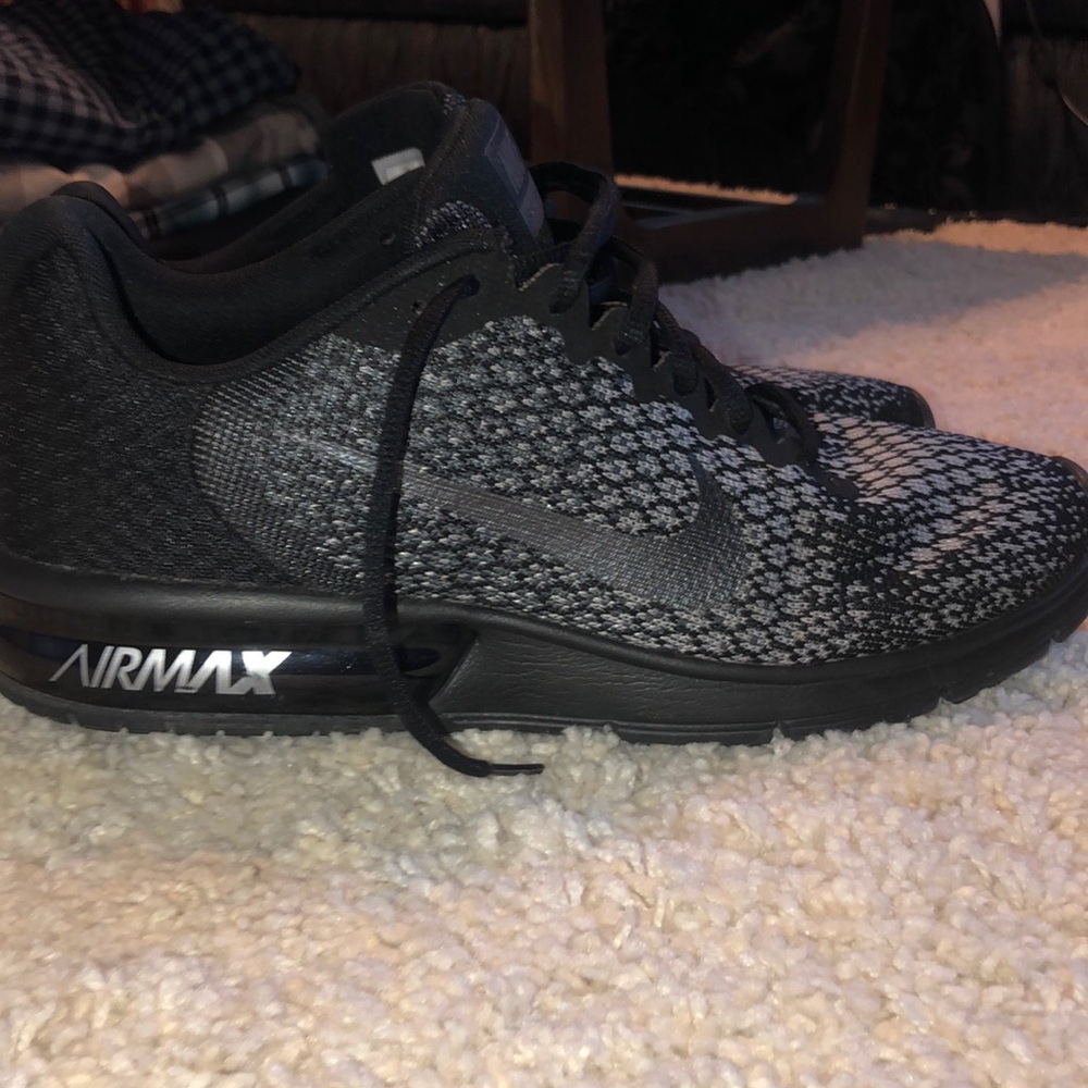 EUC Nike Air Max